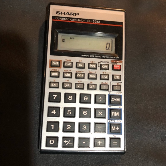 sharp scientific calculator - Picture 1 of 3